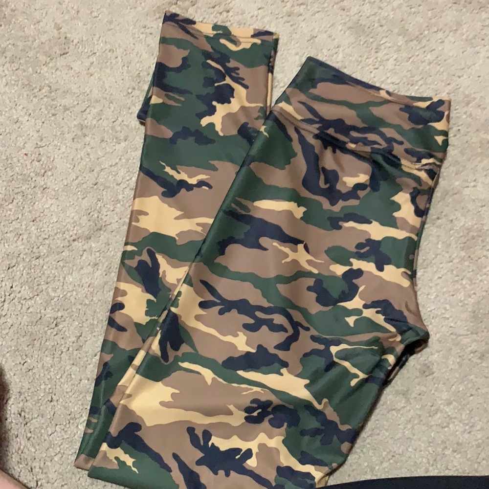 ABS2B army print